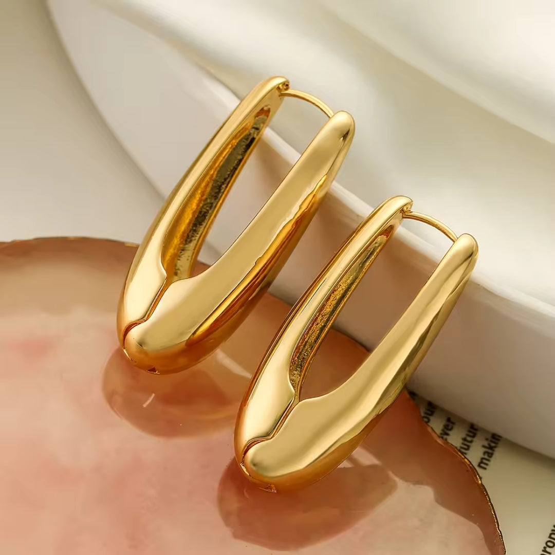 Large Plain U Shape Oval earrings