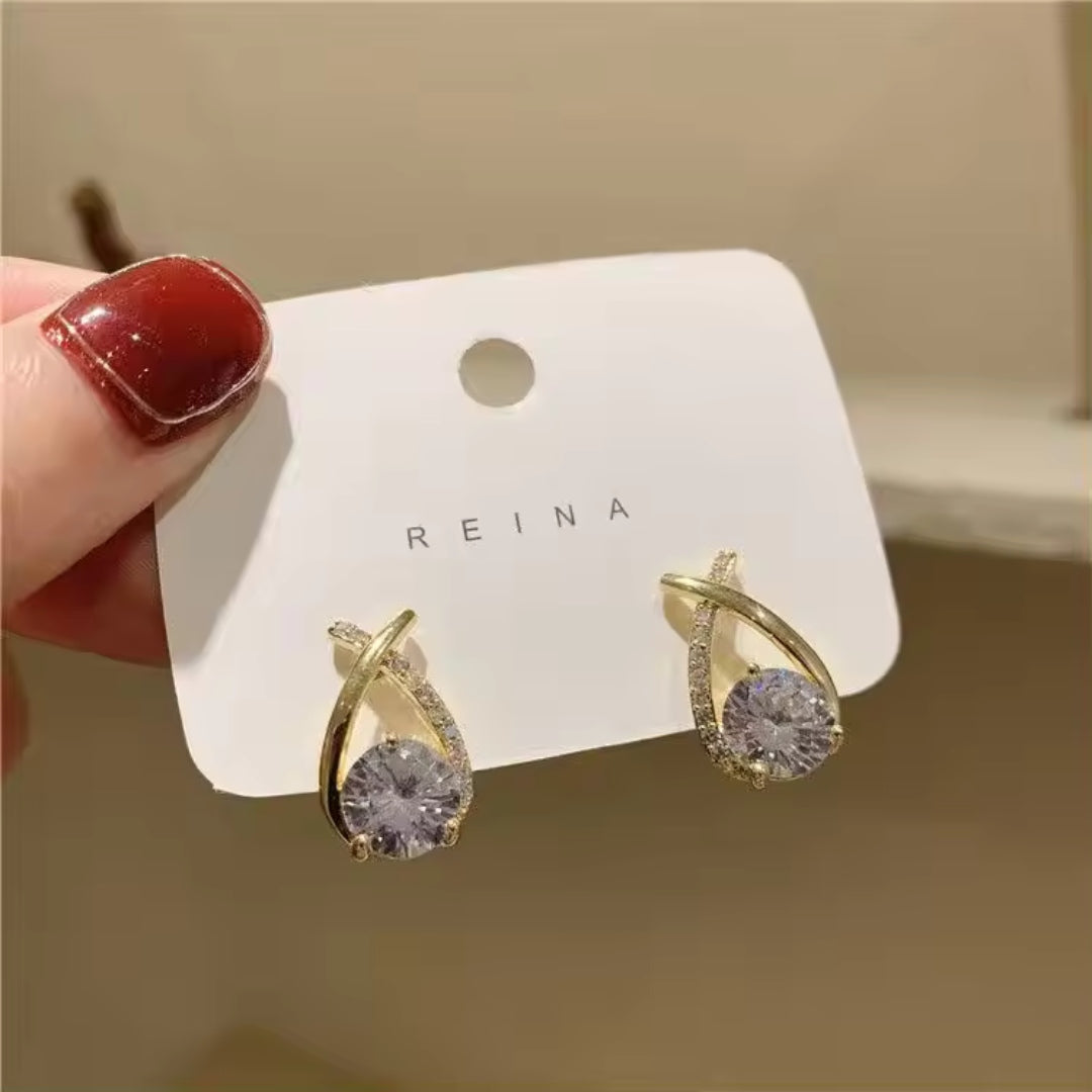 Latest light weight Gold earring