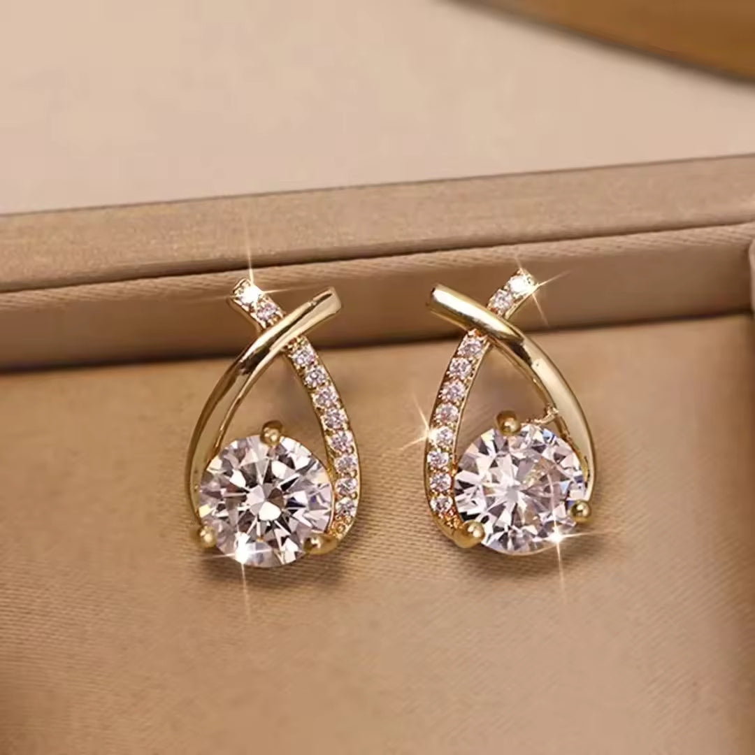 Latest light weight Gold earring