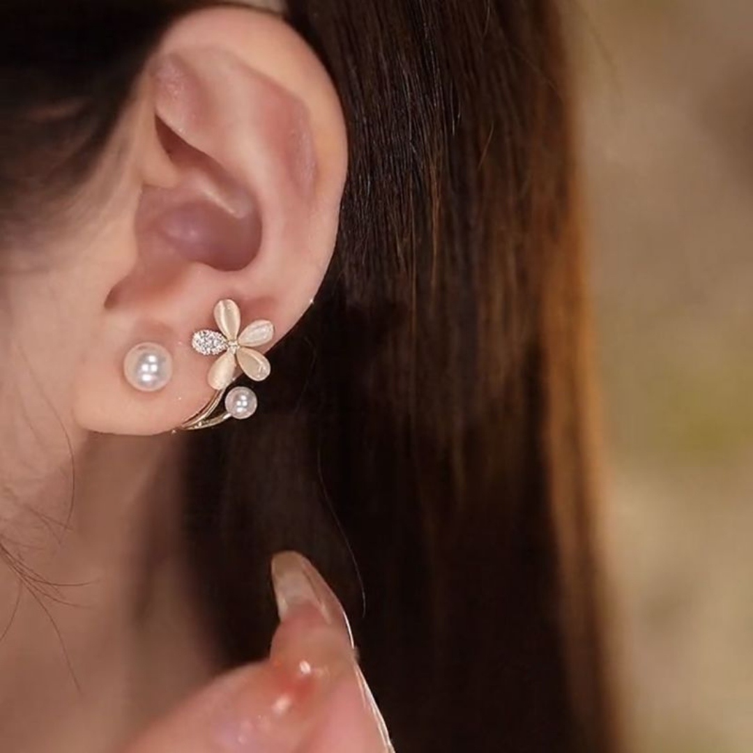 Elegant Floral Pearl Earring