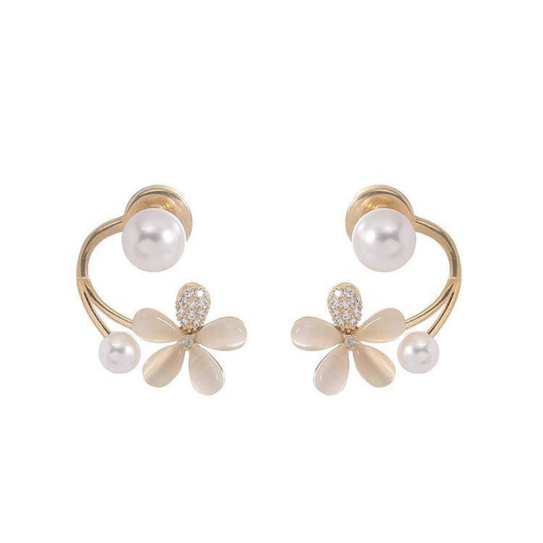 Elegant Floral Pearl Earring