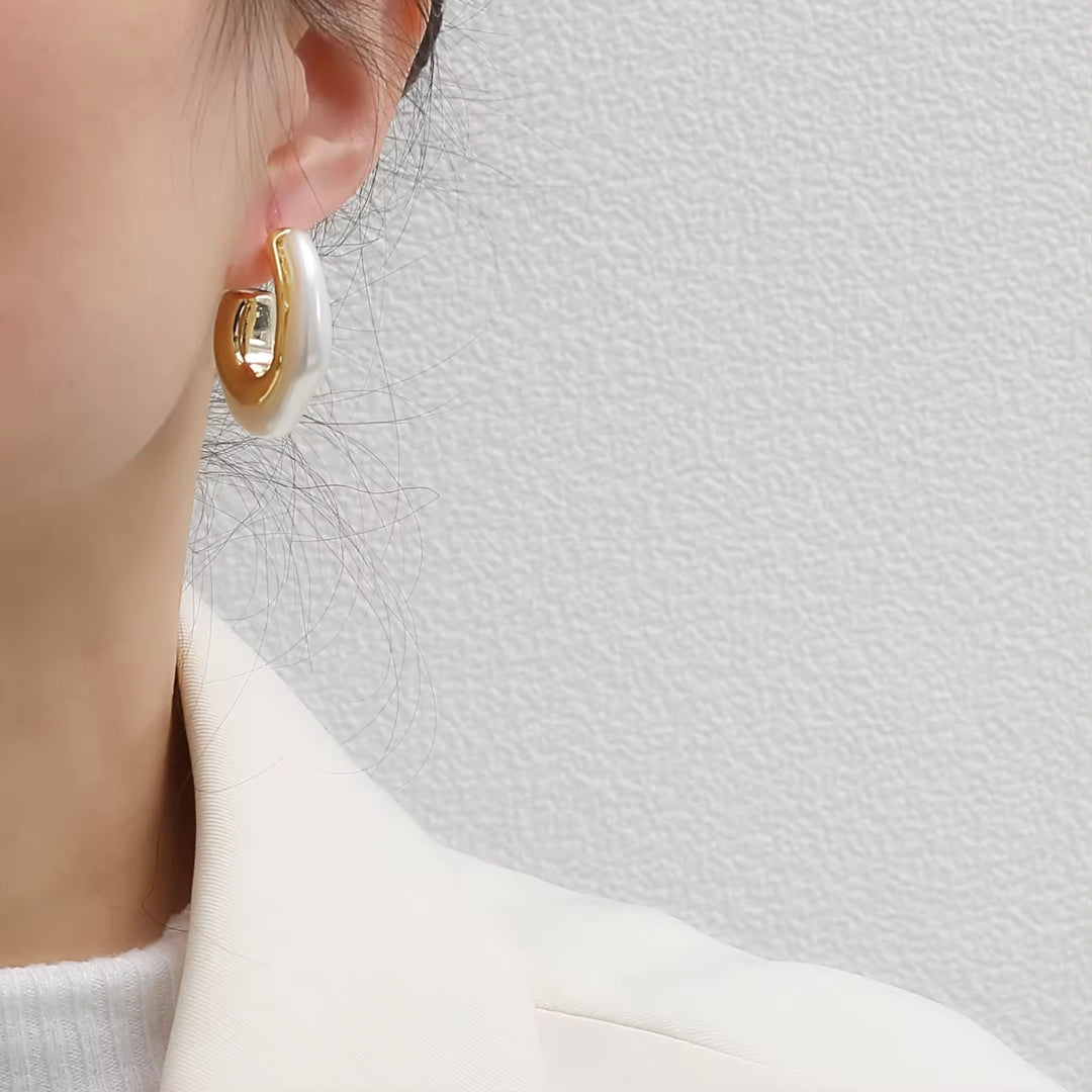 Elegant Pearl Spiral Hoop Earrings