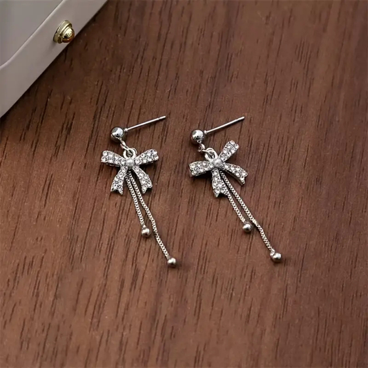 Silver Bow Ribbon Shape Earring