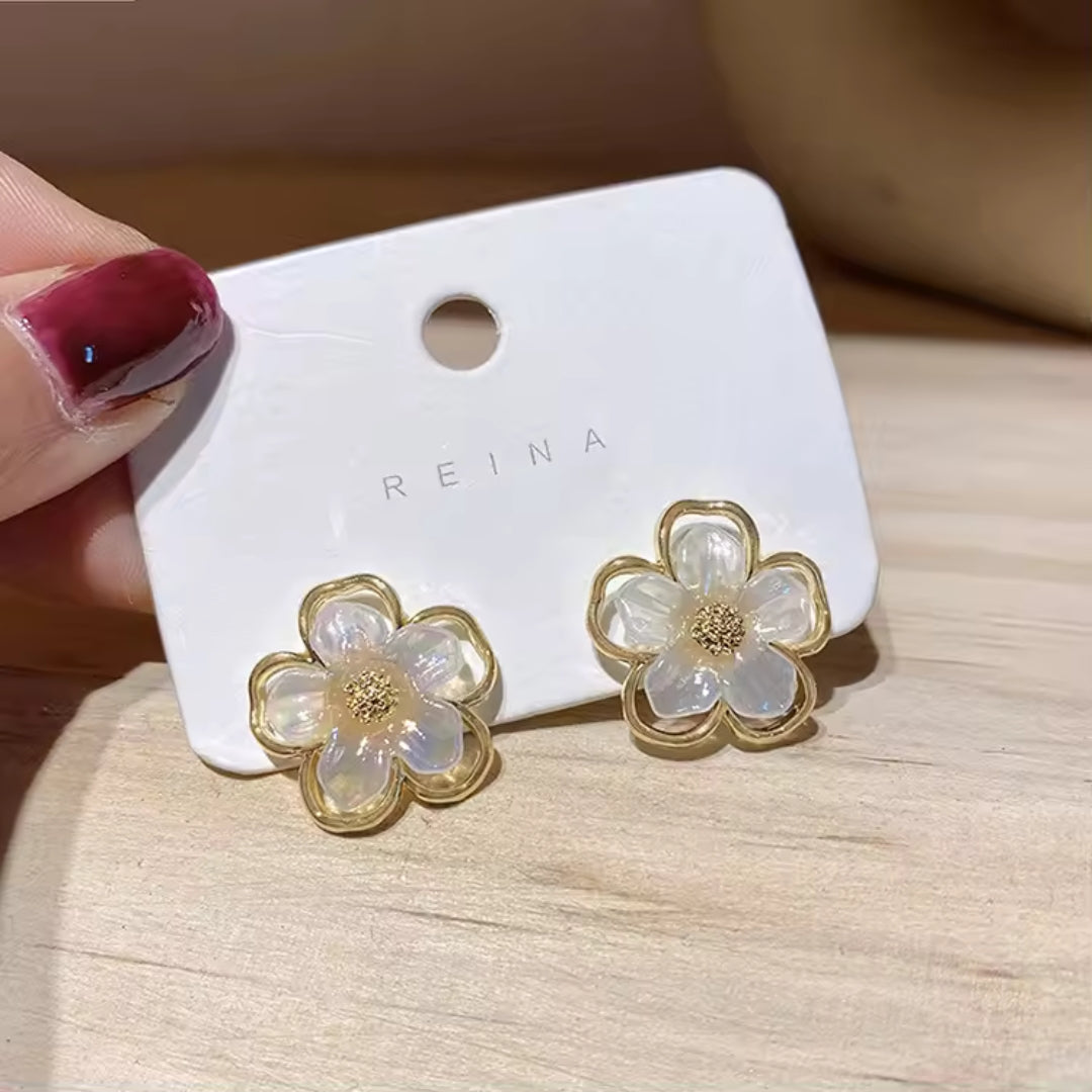 Floral Shaped Studs Earrings