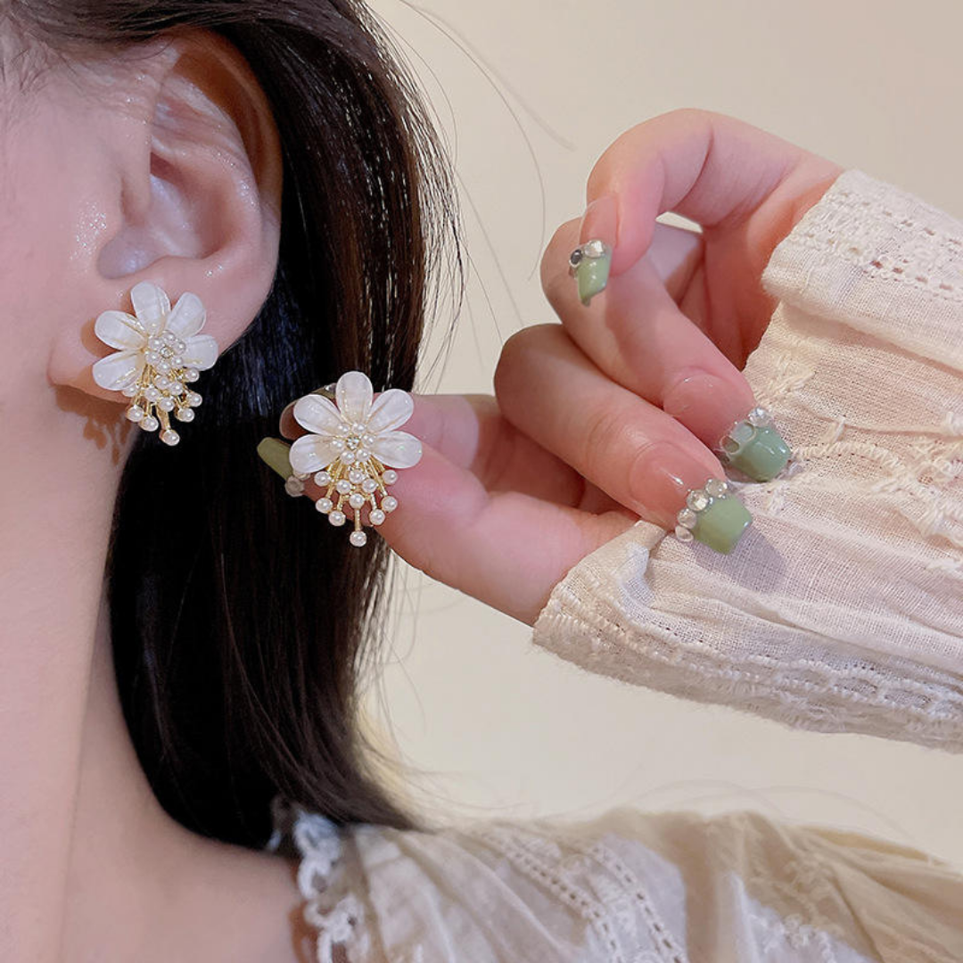 White Pearl Flower Earrings