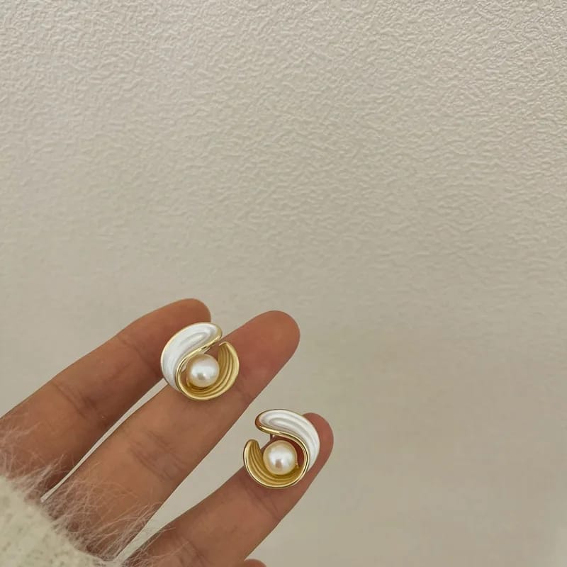 Timeless Pearl Wave Earrings