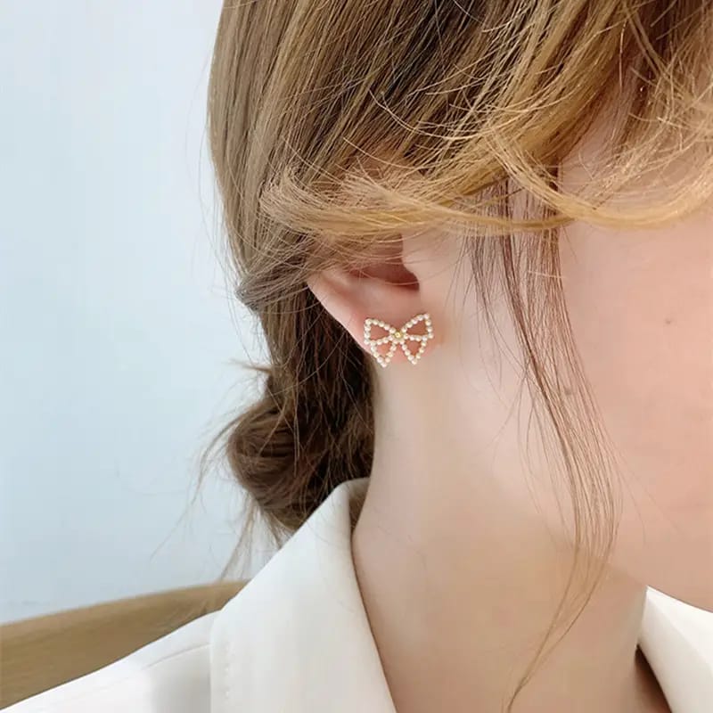 Pearl Earrings Geometrical Cross Metal