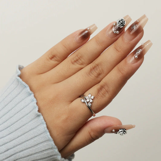 Beautiful Silver Leafy Pattern Adjustable Ring