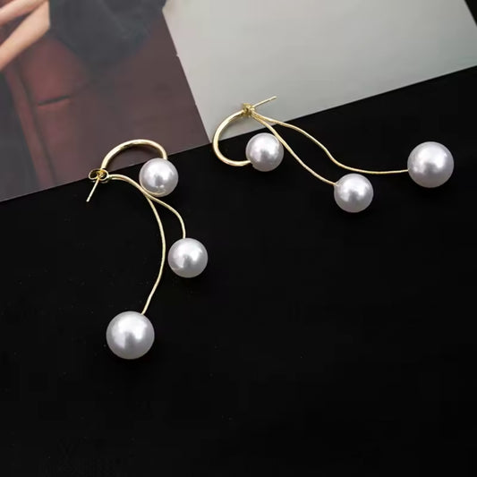 Cute Pearl Drop Earrings