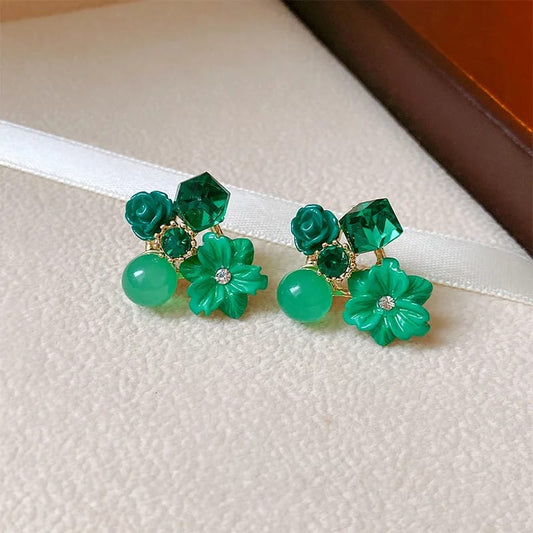 Shiny Flower Shape Stud Earring