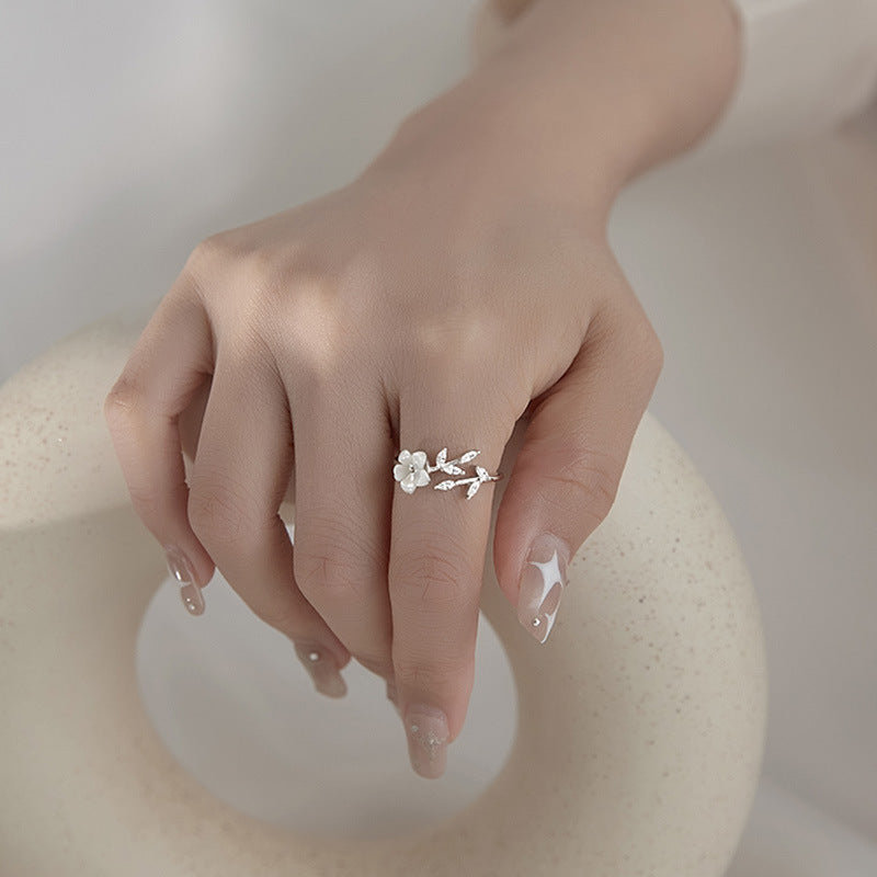 White Flower Leaf Ring