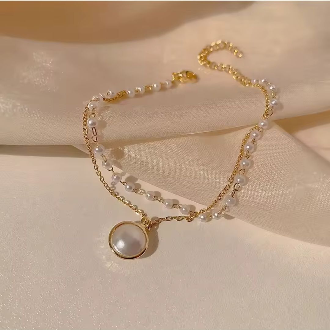 Beautiful princess pearl bracelet