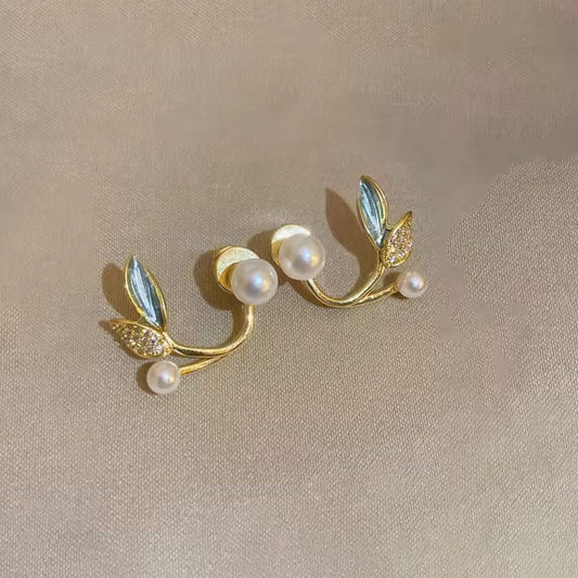 Pearl Leaf Stud Earrings