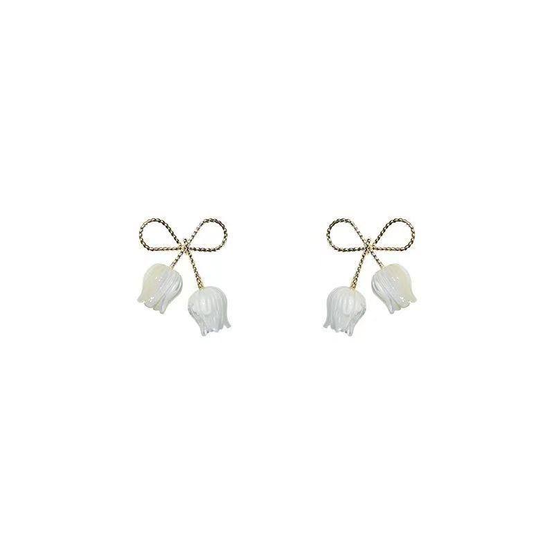 Bow lookalike Earrings