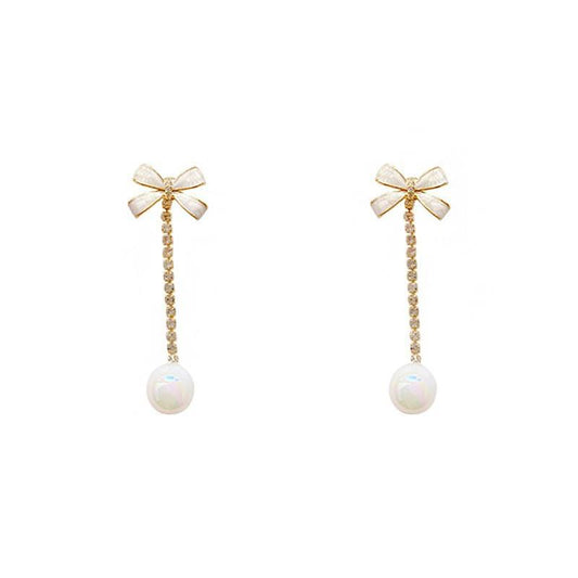 Dreamy Pearl Bow Earrings