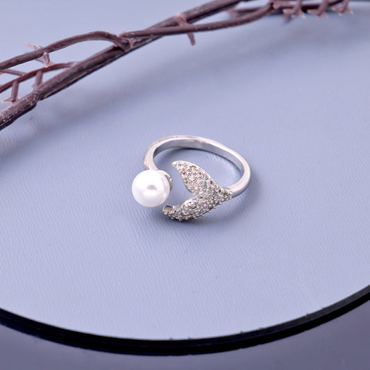 White South Sea Pearl Ring