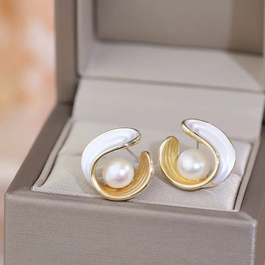 Timeless Pearl Wave Earrings