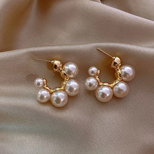 Pearl Of Wisdom  Round Earrings